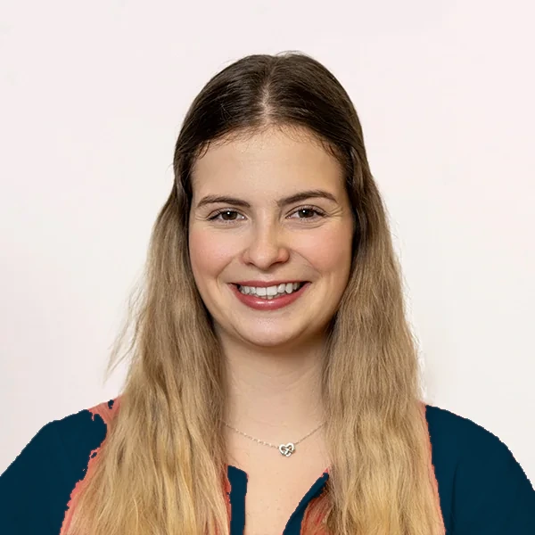 Larissa Weiss